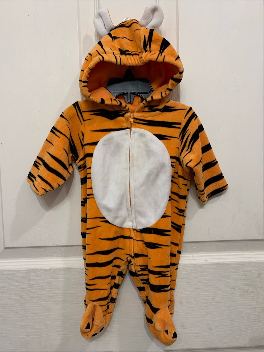 Baby Tiger Halloween Newborn Hooded Costume              3975